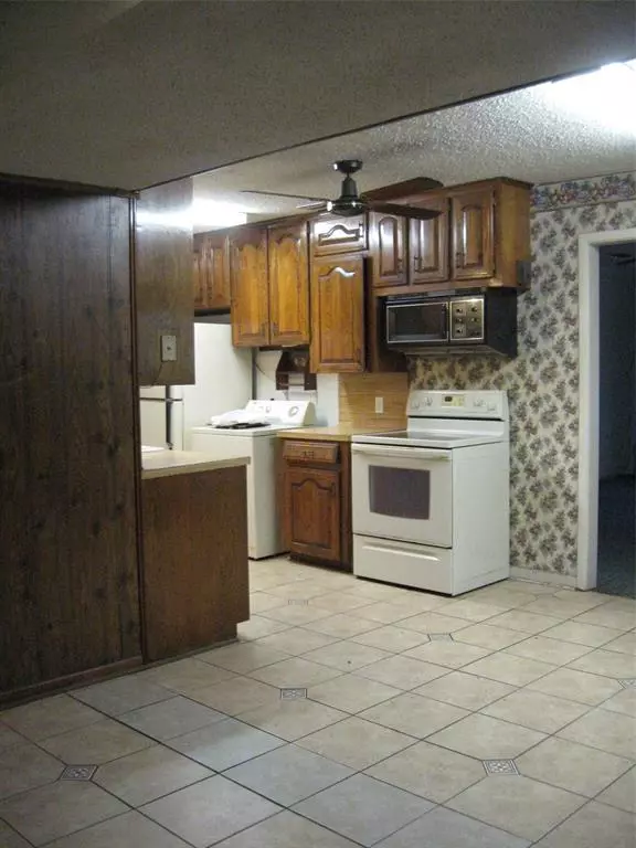 Palestine, TX 75803,105 Bellview Drive