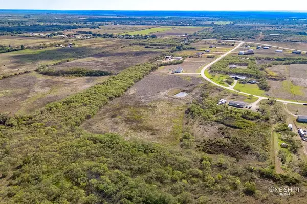 Clyde, TX 79510,1330 Eagle Cove. Lane