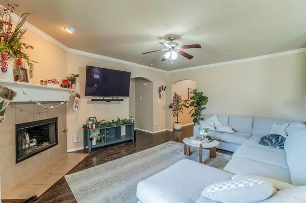 Saginaw, TX 76179,513 Greenvale Court