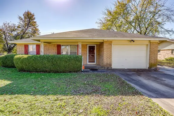 313 Texoma Drive,  Whitesboro,  TX 76273