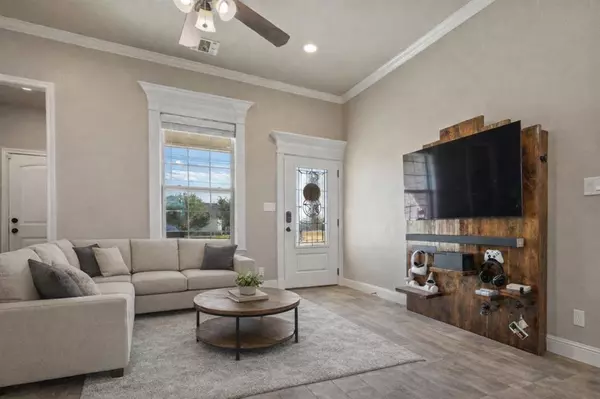 Granbury, TX 76048,2306 Creek Drive