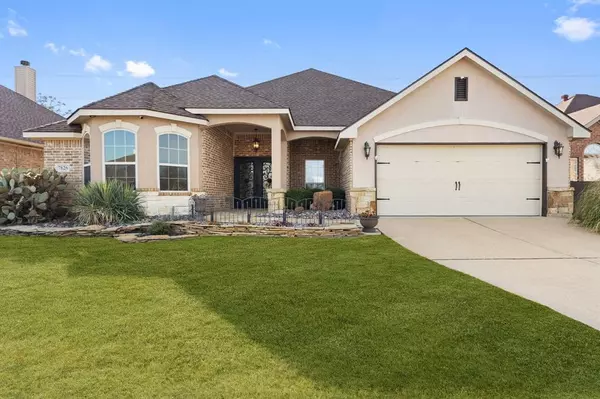 7826 Black Willow Lane, Arlington, TX 76002