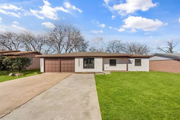 Arlington, TX 76010,2011 E Park Row Drive