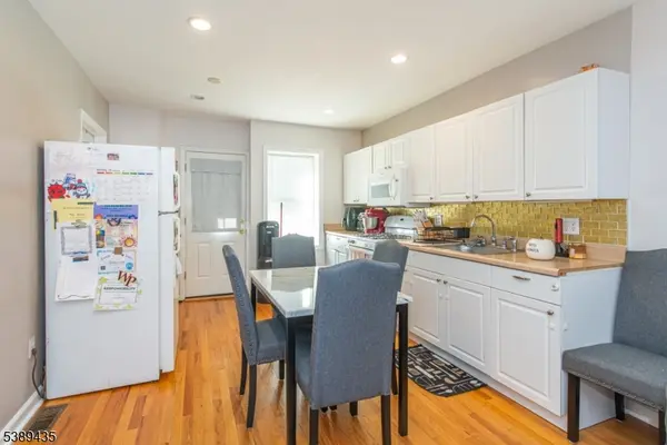 Hawthorne Boro, NJ 07506,76 Mohawk Ave