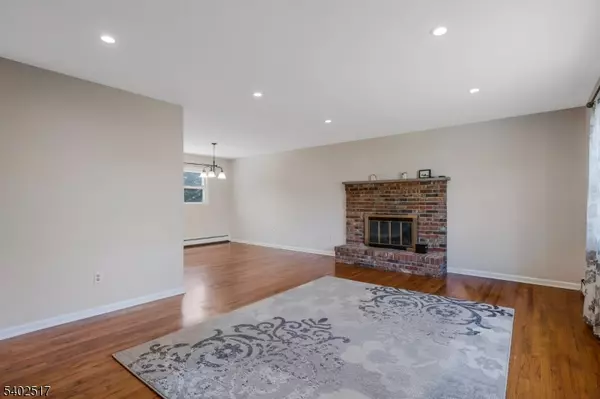 Bridgewater Twp., NJ 08807,944 Victor St