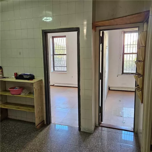 Brooklyn, NY 11220,729 45th ST