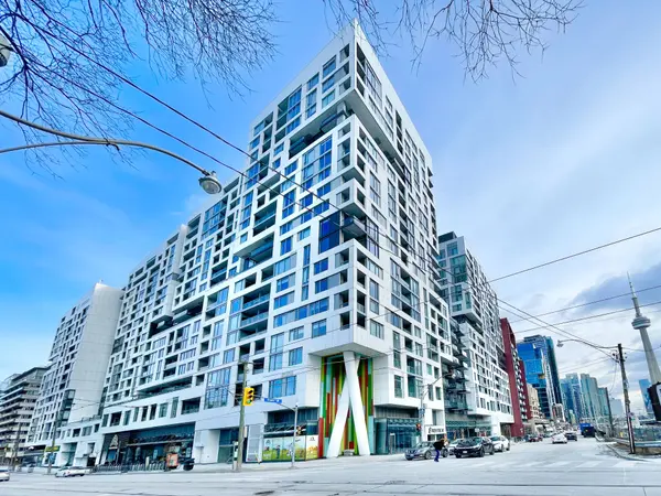 Toronto C01, ON M5V 0P8,576 Front ST W #1217E