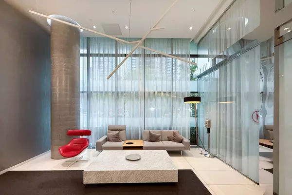 Toronto C10, ON M4P 0C6,185 Roehampton AVE #2103