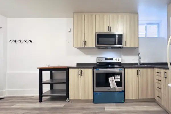 Toronto E02, ON M4E 3L8,33 Lawlor AVE #Lower