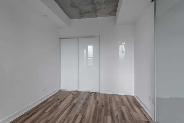 Toronto E01, ON M4M 0E8,30 Baseball PL #1019