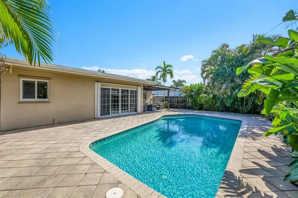 Oakland Park, FL 33334,4401 NE 18th Ave