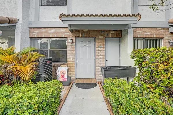 Coral Springs, FL 33071,9851 Riverside Dr