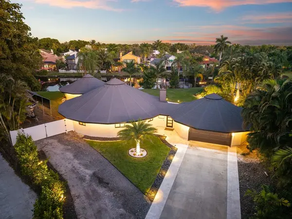 Plantation, FL 33324,700 S OLD NOB HILL ROAD