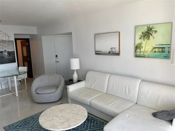 Miami Beach, FL 33141,6365 Collins Avenue Unit #1904