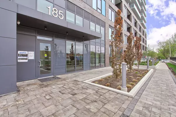 Newmarket, ON L3Y 0G7,185 Deerfield RD #419