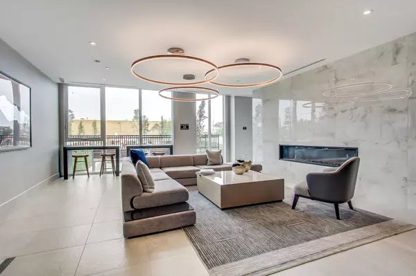 Newmarket, ON L3Y 0G7,185 Deerfield RD #419