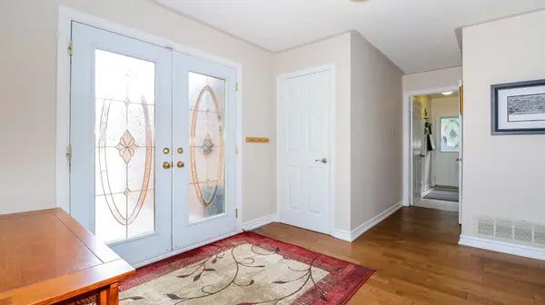 Barrie, ON L4N 7E9,37 Falling Brook DR