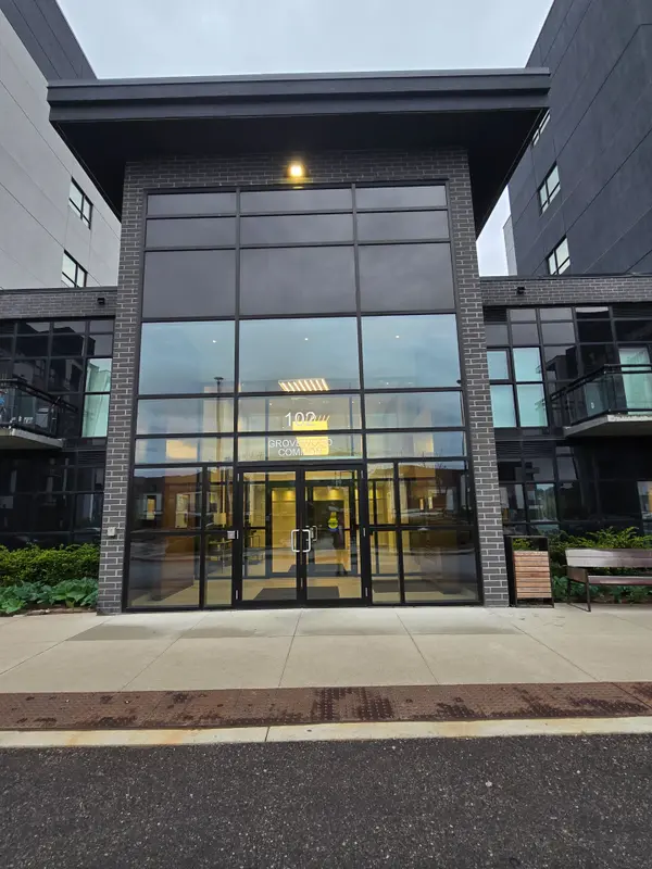 Oakville, ON L6H 0X2,102 GROVEWOOD Common #134