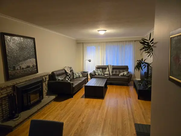 Toronto W09, ON M9R 2S5,24 Hartsdale DR