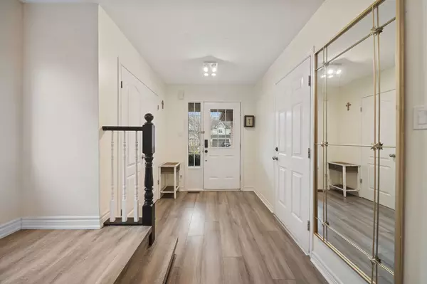 Grimsby, ON L3M 5K9,83 Udell WAY