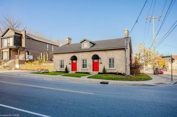 Cambridge, ON N1S 1M4,16-18 St Andrews ST