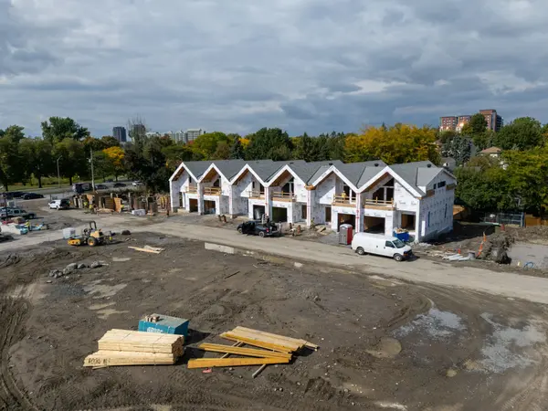 535 Adventure Private, Billings Bridge - Riverside Park And Area, ON K1V 9R2