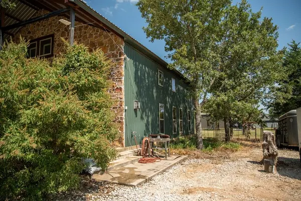 Whitesboro, TX 76273,2722 County Road 156