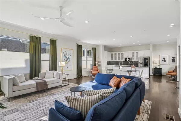 Dallas, TX 75219,3926 Holland Avenue #102