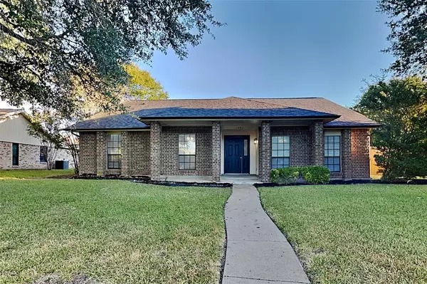 1401 Mullins Drive, Plano, TX 75025