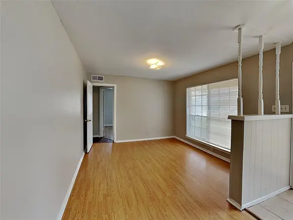 Everman, TX 76140,329 Deer Creek Road