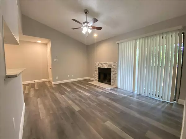 Arlington, TX 76011,1310 Harwell Drive #4721