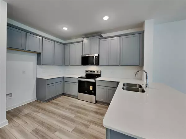 Fort Worth, TX 76120,224 Wagon Spoke Way