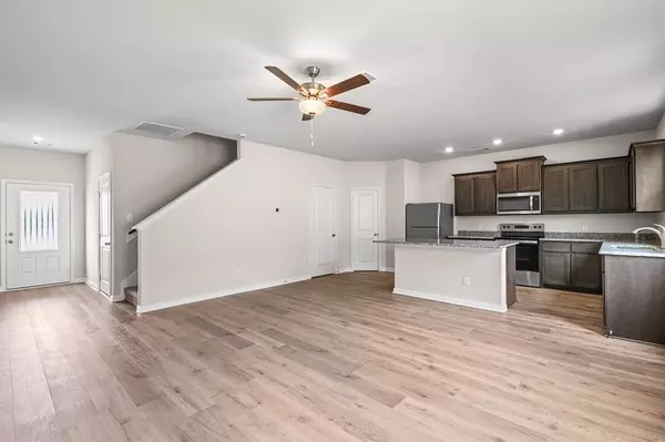 Dallas, TX 75241,6339 Emerald Tree Lane