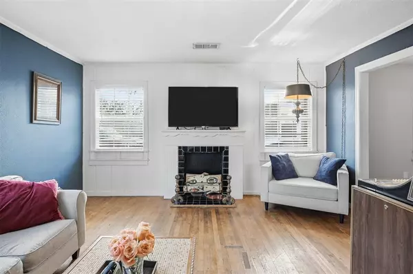 Fort Worth, TX 76111,2129 Cardinal Lane