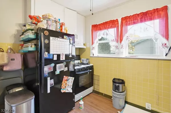 Bloomfield Twp., NJ 07003,15 Martin St