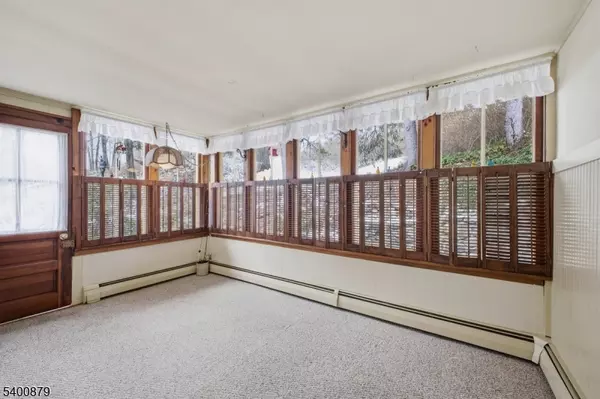 White Twp., NJ 07823,737 Water St