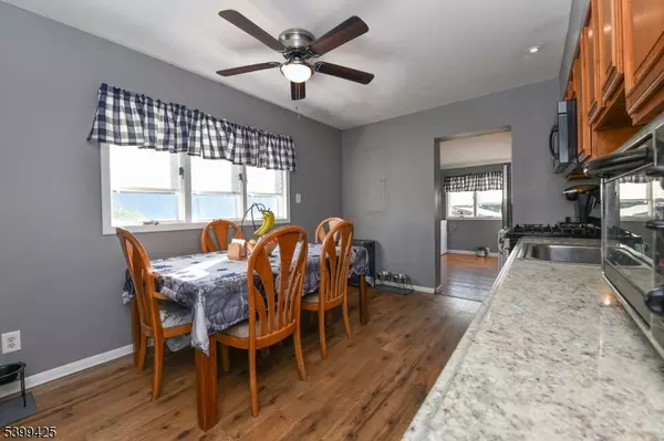 Moonachie Boro, NJ 07074,2 Lincoln Pl