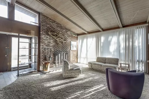 Fanwood Boro, NJ 07023,108 Glenwood Rd