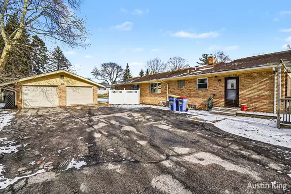 Grand Rapids, MI 49506,1977/1979 Radcliff AVE SE