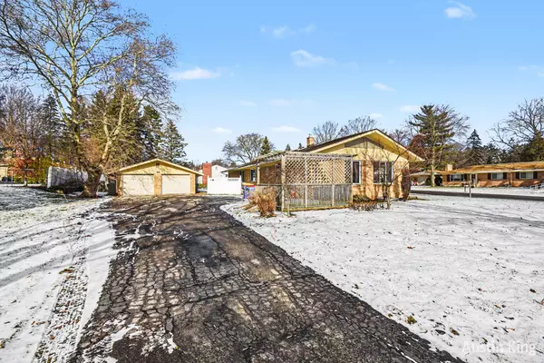 Grand Rapids, MI 49506,1977/1979 Radcliff AVE SE