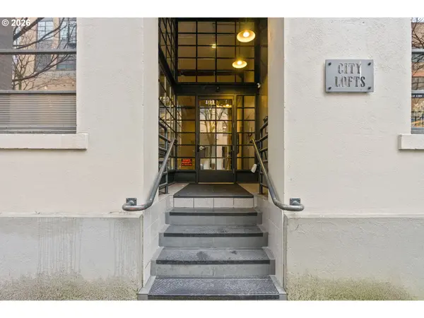 Portland, OR 97209,1011 NW GLISAN ST #302