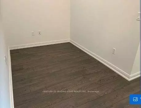 Toronto E07, ON M1S 0L8,275 Village Green SQ #2225