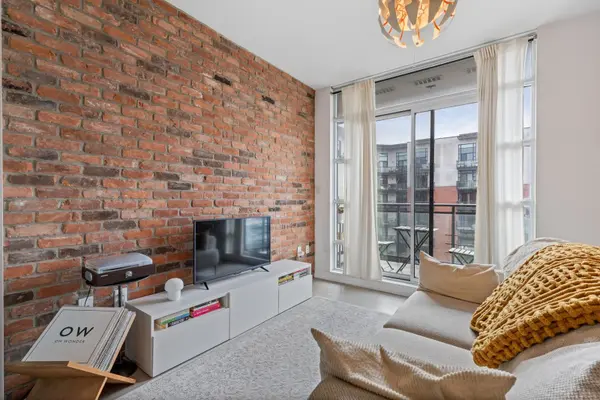 Toronto E01, ON M4M 0A6,88 Colgate AVE #511