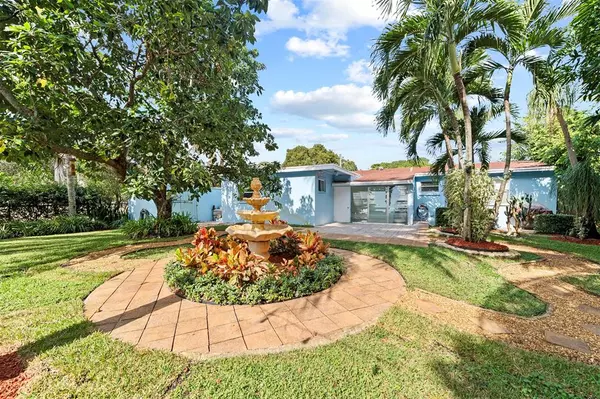 West Palm Beach, FL 33405,946 Alamanda Rd