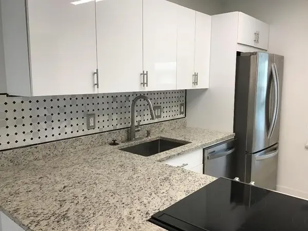 Margate, FL 33063,7600 NW 4th Pl #207