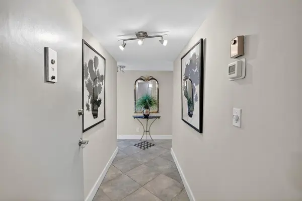 Fort Lauderdale, FL 33304,1160 N Federal Hwy #716