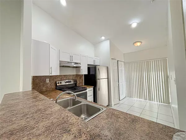 Coral Springs, FL 33065,3553 Riverside Dr