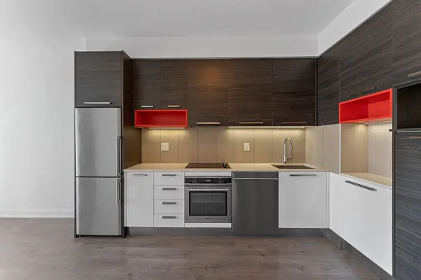 Toronto W06, ON M8V 0E5,36 Park Lawn RD W #1601