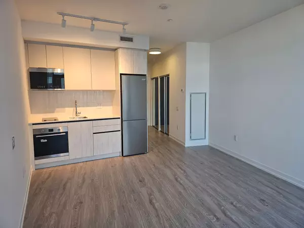 Mississauga, ON L5M 2T1,2485 Eglinton AVE W #712