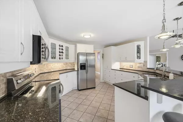 Orleans - Cumberland And Area, ON K4C 1R7,1147 Fieldown ST